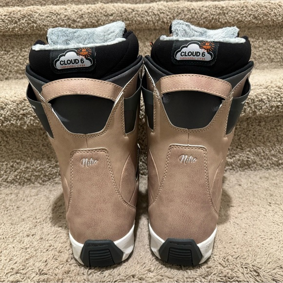 Nitro crown women snowboard boots